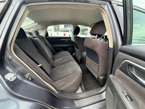 Used 2013 Nissan Altima 2.5 S FWD image 22
