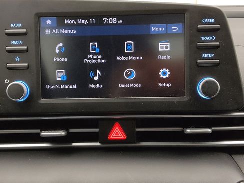 Used 2025 Hyundai Elantra SE FWD image 25