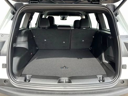 New 2026 Jeep Cherokee Limited image 36