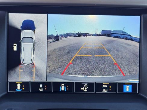 Used 2023 GMC Acadia Denali w/ Denali Technology Package image 32