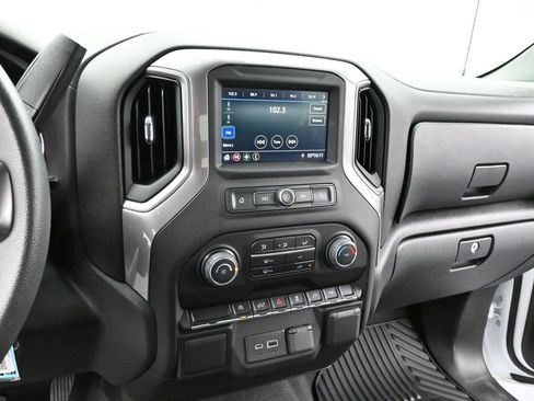 Used 2022 Chevrolet Silverado 1500 Custom w/ Safety Confidence Package RWD image 18