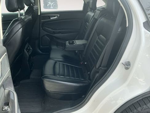 Used 2019 Ford Edge SEL w/ Equipment Group 201A image 13