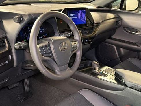 Certified 2025 Lexus UX 300h AWD image 23