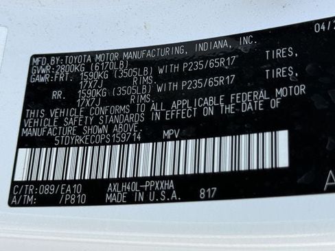 Used 2023 Toyota Sienna XLE FWD image 15