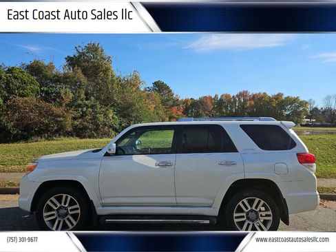 Used 2012 Toyota 4Runner Limited image 1