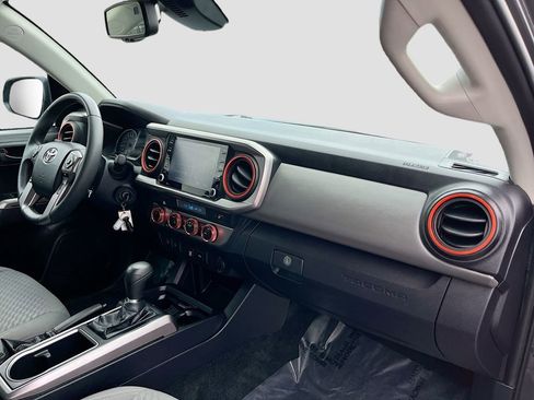 Used 2021 Toyota Tacoma SR5 w/ Technology Package image 26