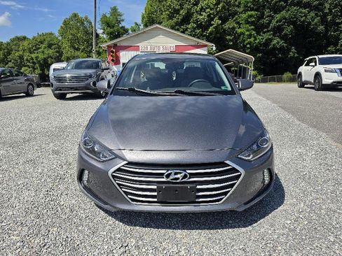 Used 2018 Hyundai Elantra Value Edition FWD image 2
