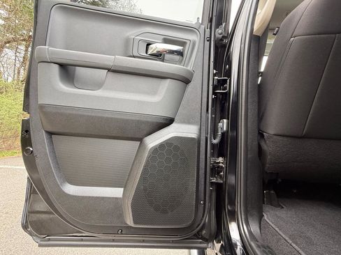 Used 2020 RAM 1500 Classic Warlock w/ Electronics Group AWD/4WD image 19
