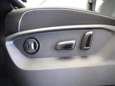 New 2026 Volkswagen Atlas SE image 11