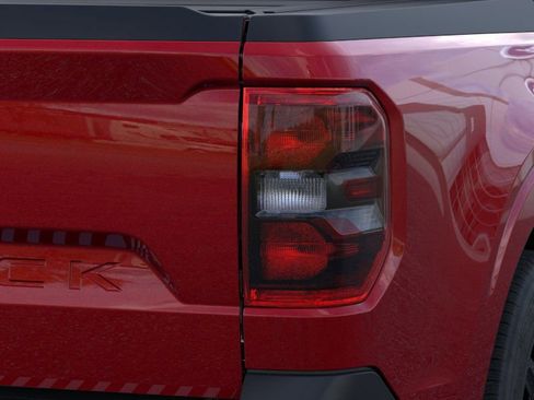 New 2025 Ford Maverick Lariat w/ Black Appearance Package image 22