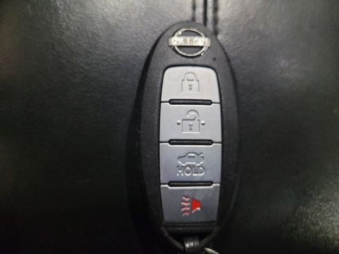 Used 2021 Nissan Sentra S FWD image 32
