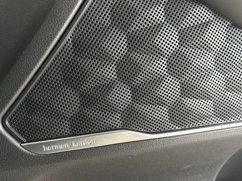 Used 2023 Hyundai Santa Fe Limited image 40