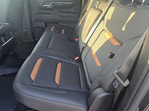 New 2026 GMC Sierra 1500 AT4 w/ AT4 Premium Package image 9