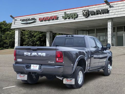 New 2026 RAM 3500 Longhorn image 5