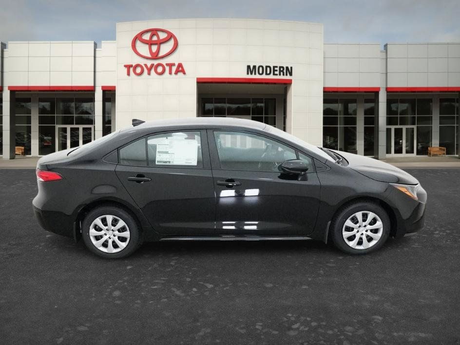 New 2026 Toyota Corolla LE FWD image 14