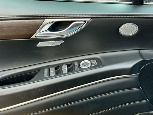 Used 2024 Genesis GV80 2.5T image 19