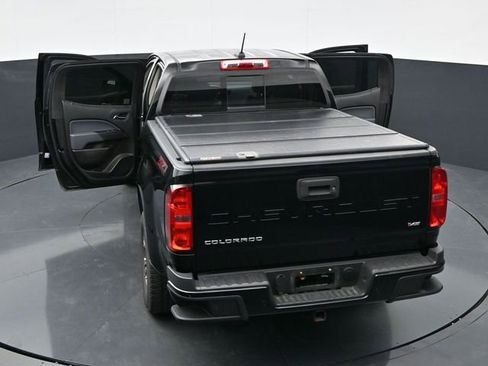 Used 2021 Chevrolet Colorado Z71 w/ Safety Package AWD/4WD image 46