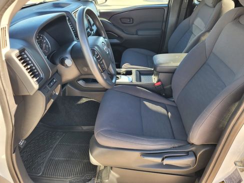 Used 2024 Nissan Frontier S w/ S Utility Package image 21