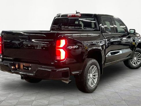 Used 2024 Chevrolet Colorado LT w/ LT Convenience Package III image 7