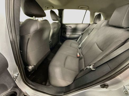 Used 2024 Toyota Corolla Cross LE FWD image 17