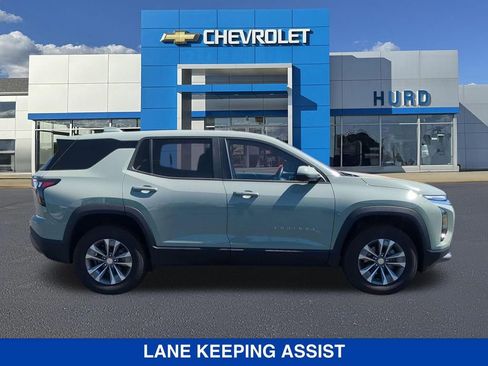 New 2025 Chevrolet Equinox LT w/ Safety and Technology Package FWD image 3