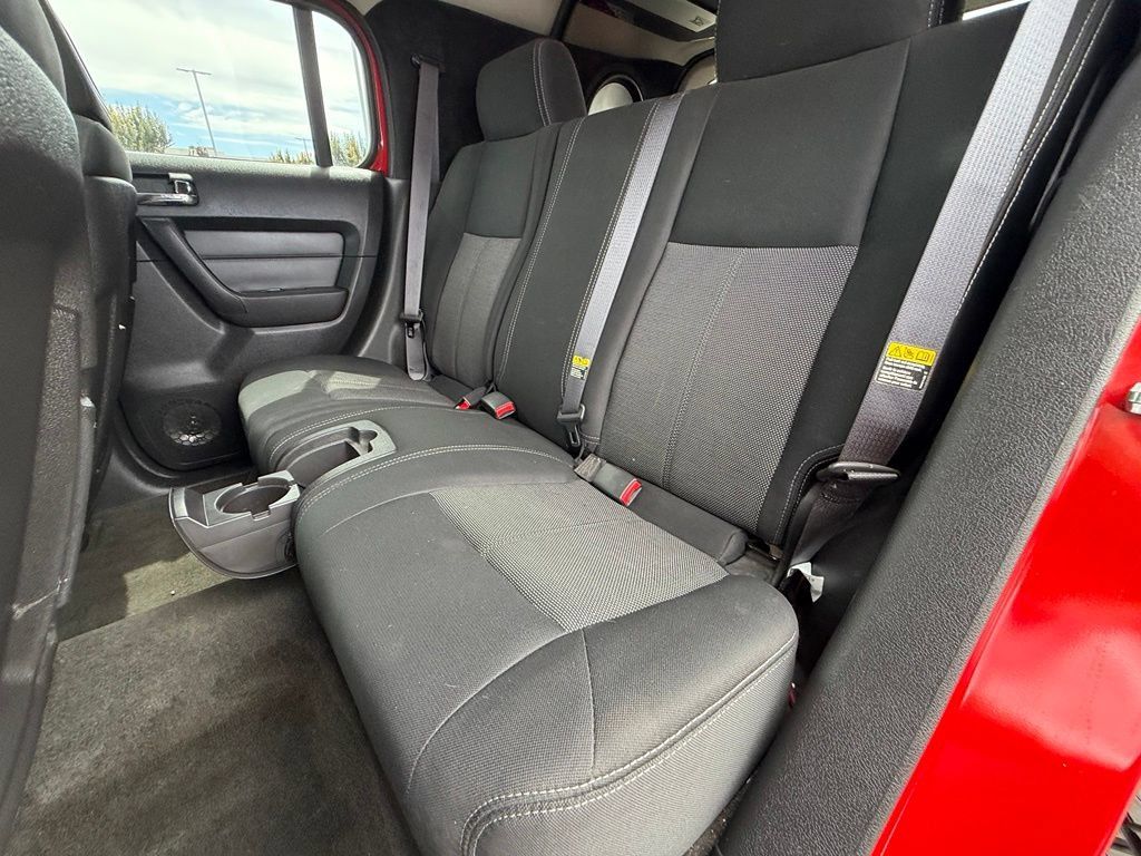 Used 2006 HUMMER H3 AWD/4WD image 28