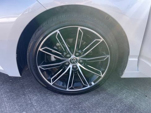 Certified 2022 Toyota Avalon Touring w/ Advanced Safety Package FWD image 29