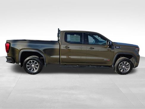 Used 2024 GMC Sierra 1500 AT4 w/ AT4 Preferred Package AWD/4WD image 5