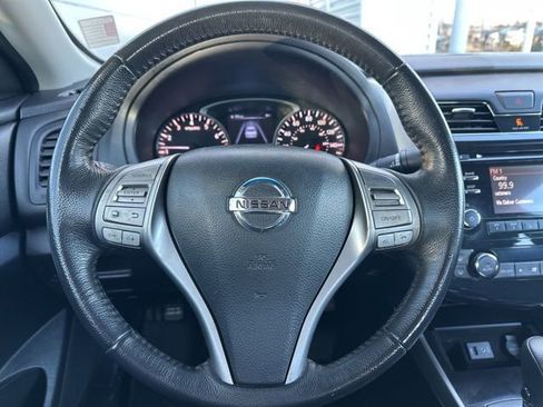 Used 2014 Nissan Altima 2.5 SV image 13