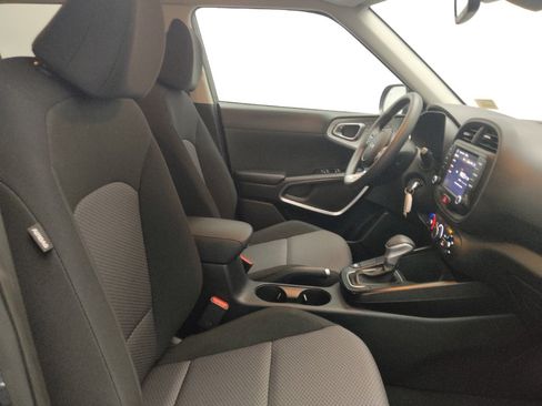 Used 2024 Kia Soul LX w/ Option Group 015 image 21