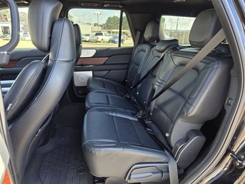 Certified 2022 Lincoln Navigator Reserve image 16