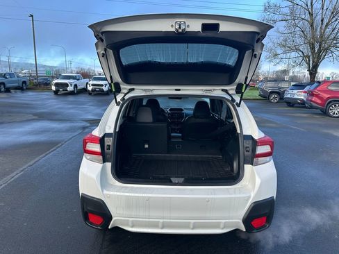 Used 2018 Subaru Crosstrek 2.0i Limited image 11