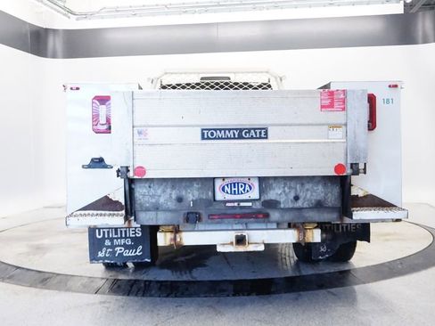 Used 2018 RAM 3500 Tradesman w/ Chrome Appearance Group image 4