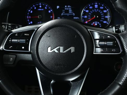 Used 2023 Kia Forte GT-Line FWD image 19