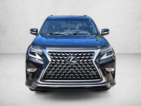 Used 2022 Lexus GX 460 Premium w/ Accessory Package AWD/4WD image 2