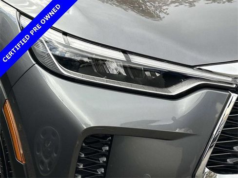 Certified 2025 INFINITI QX60 Luxe image 8