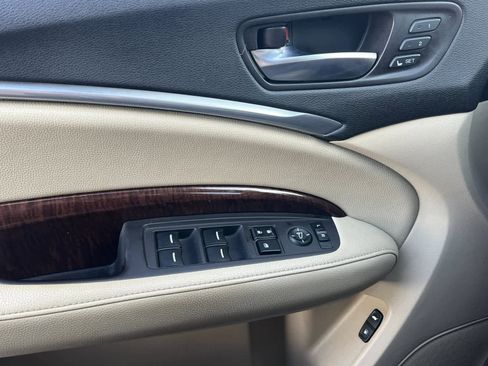 Used 2018 Acura MDX SH-AWD image 12