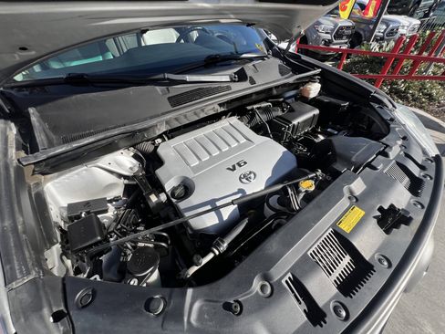 Used 2011 Toyota Highlander SE image 34