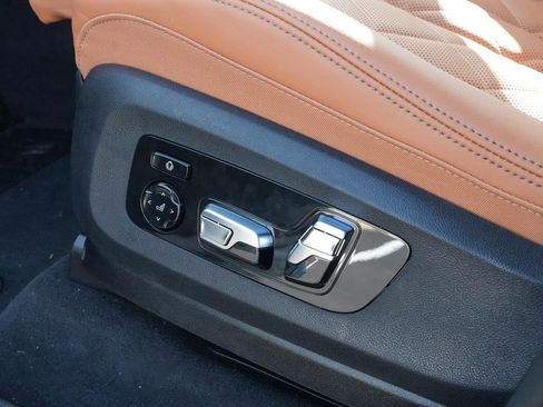 New 2026 BMW X5 M60i w/ Executive Package image 22