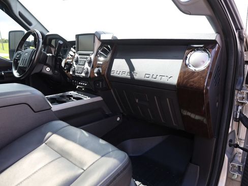 Used 2016 Ford F350 Platinum AWD/4WD image 42