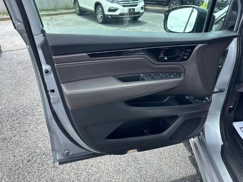 Used 2020 Honda Odyssey Elite image 16