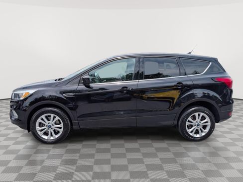 Used 2019 Ford Escape SE AWD/4WD image 2