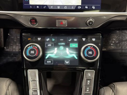 Used 2020 Jaguar I-PACE SE image 3