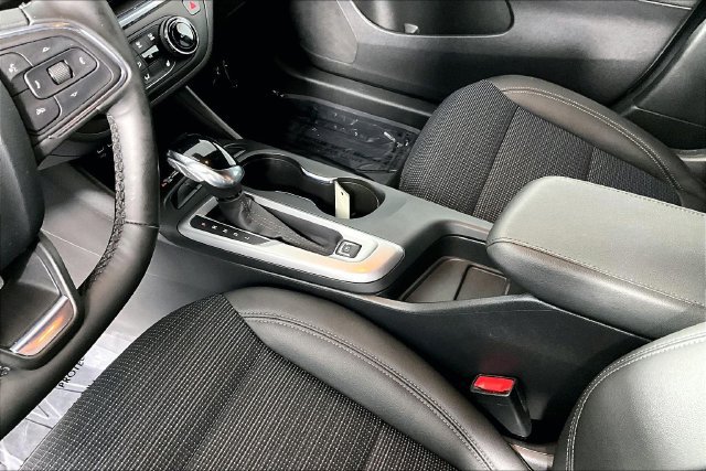 Used 2025 Buick Envista Preferred w/ Convenience I Package FWD image 19
