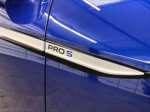 Used 2022 Volkswagen ID.4 Pro S w/ Gradient Package image 34