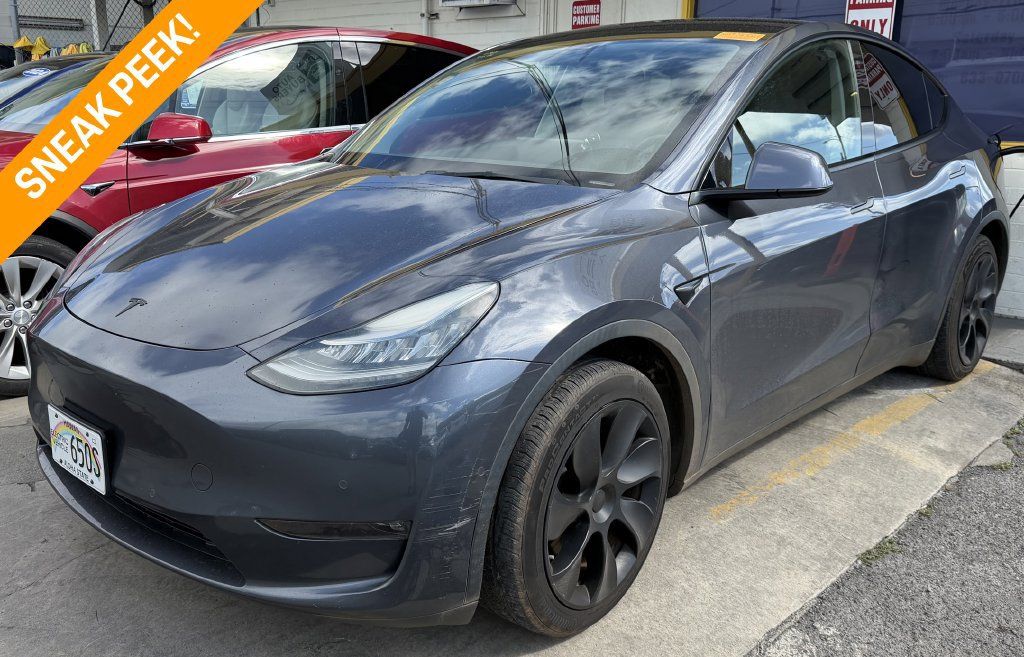 Used 2021 Tesla Model Y 2WD image 1