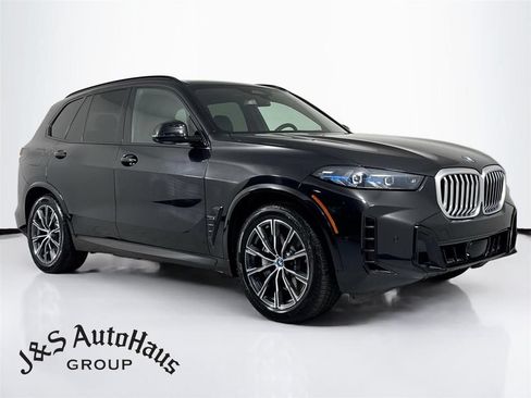 Used 2024 BMW X5 xDrive50e w/ M Sport Package AWD/4WD image 1