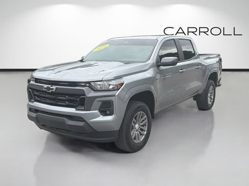 Used 2024 Chevrolet Colorado LT w/ LT Convenience Package II AWD/4WD image 7
