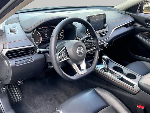 Used 2021 Nissan Altima 2.5 SR FWD image 17