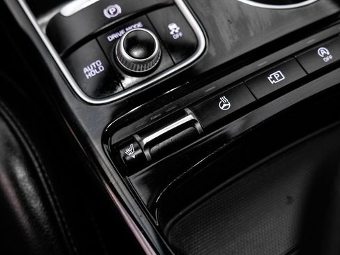 Used 2022 Kia Stinger GT-Line w/ Sun & Sound Package image 29